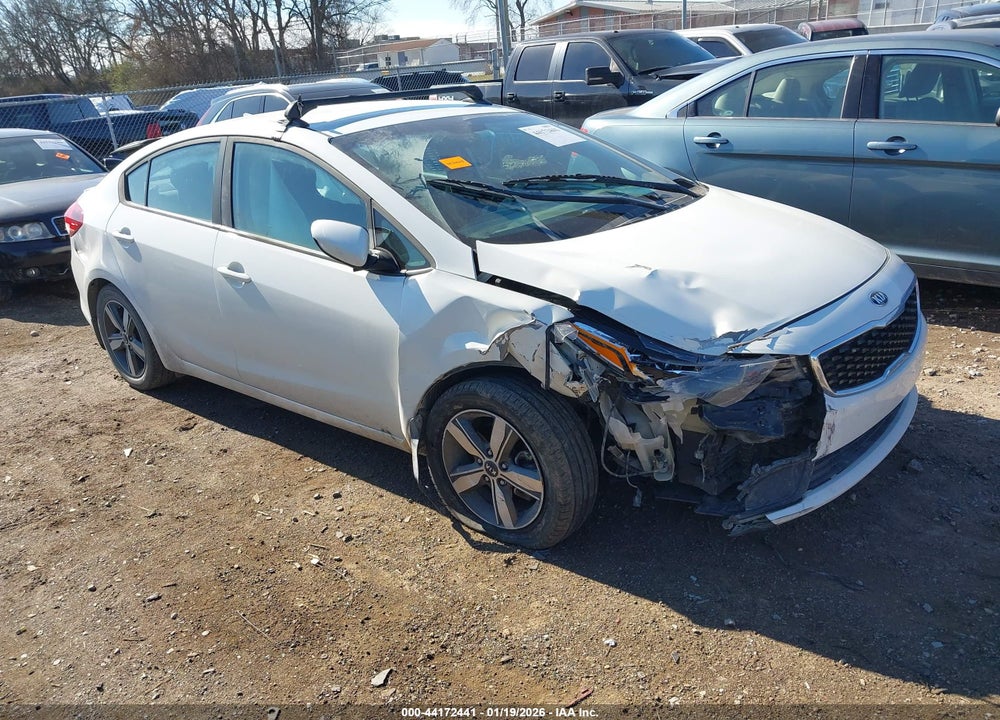 2018 KIA FORTE S VIN: 3KPFL4A76JE192036