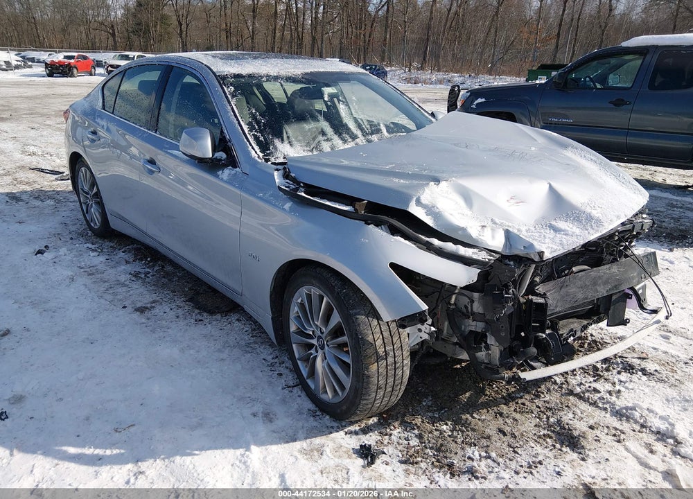 2019 INFINITI Q50 3.0T LUXE VIN: JN1EV7AR7KM592167