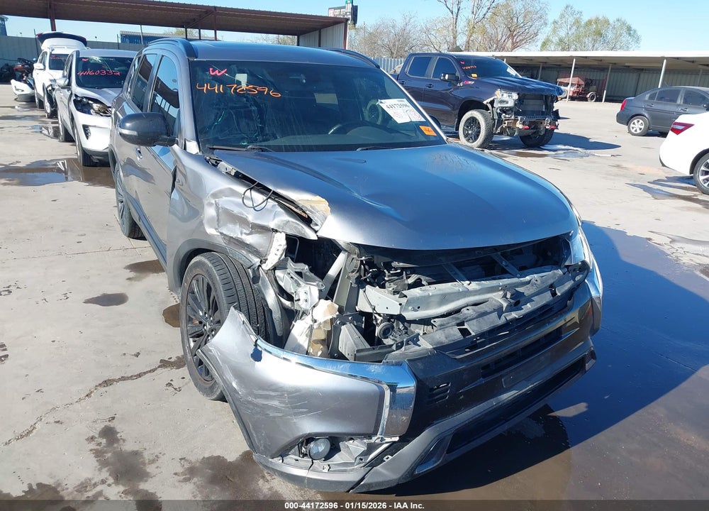 2020 MITSUBISHI OUTLANDER LE 2.4 VIN: JA4AD3A34LZ039090