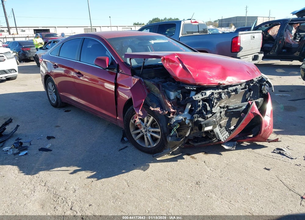 2016 HYUNDAI SONATA SE VIN: 5NPE24AF8GH396086