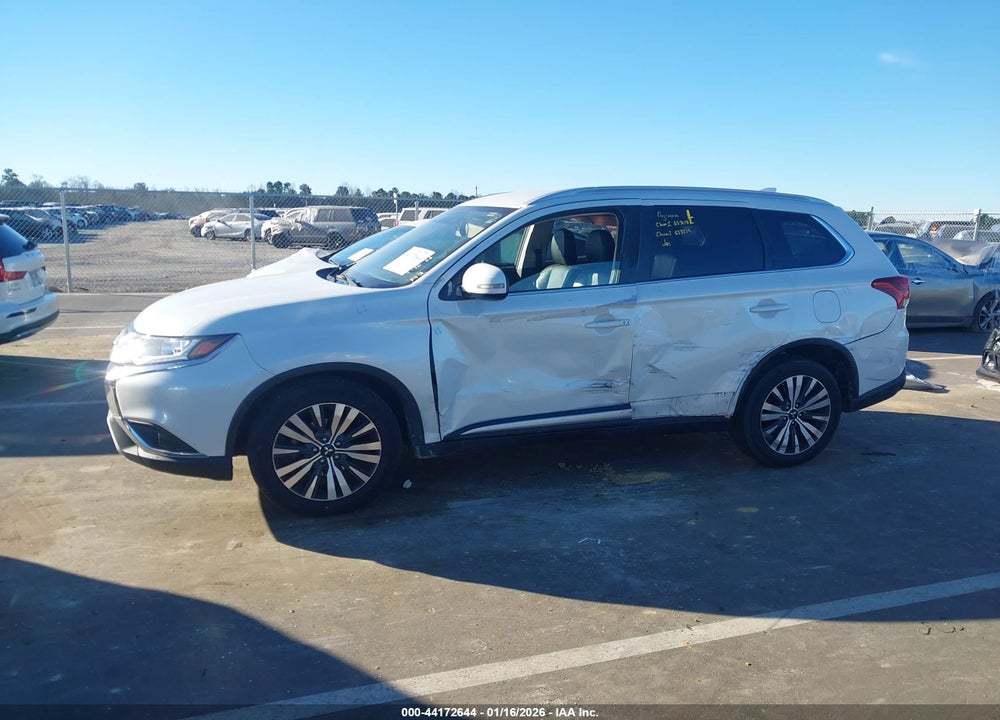 2020 MITSUBISHI OUTLANDER SEL 2.4 VIN: JA4AD3A38LZ032627