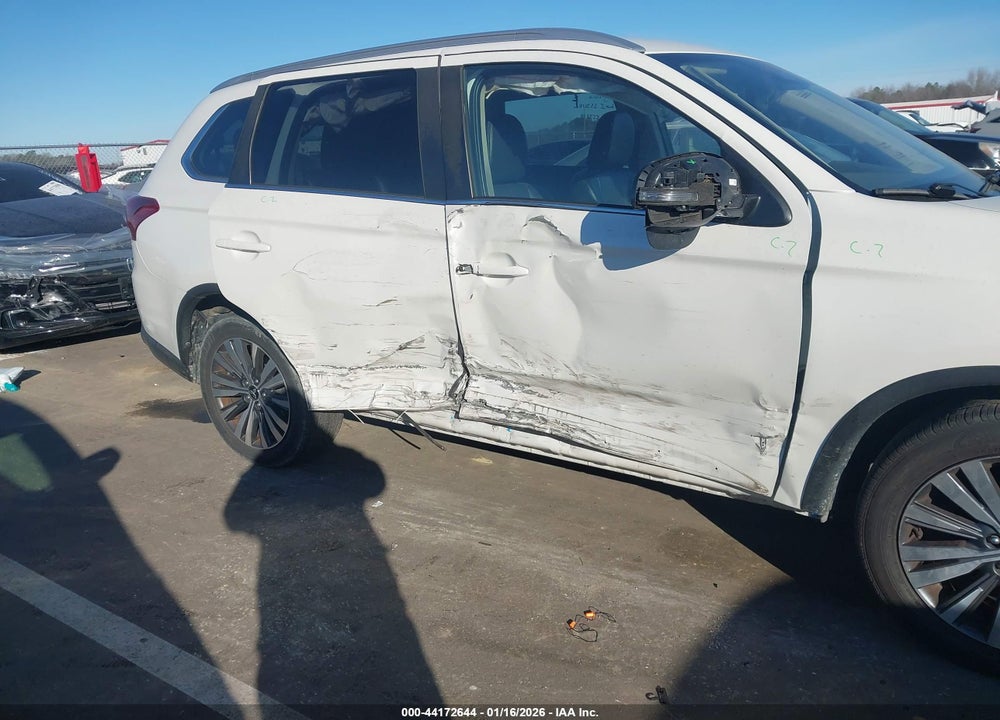 2020 MITSUBISHI OUTLANDER SEL 2.4 VIN: JA4AD3A38LZ032627