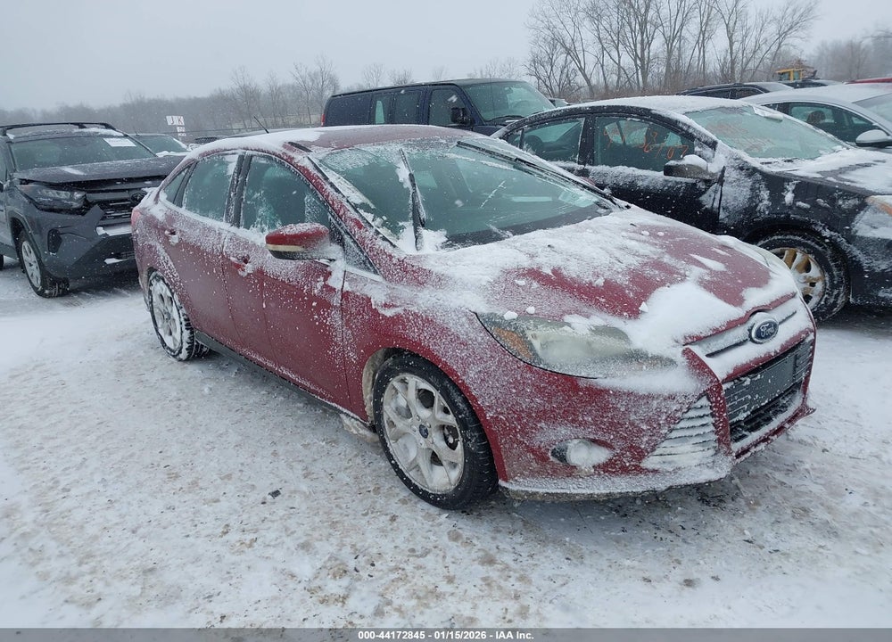 2014 FORD FOCUS TITANIUM VIN: 1FADP3J26EL193121
