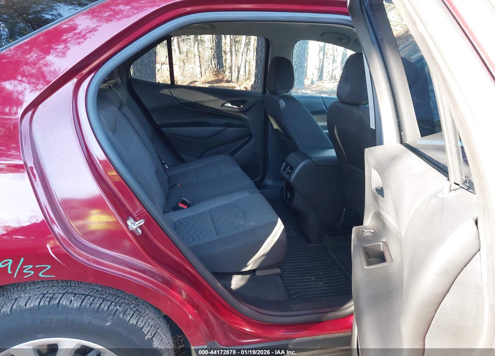 2018 CHEVROLET EQUINOX LT VIN: 2GNAXJEVXJ6153222