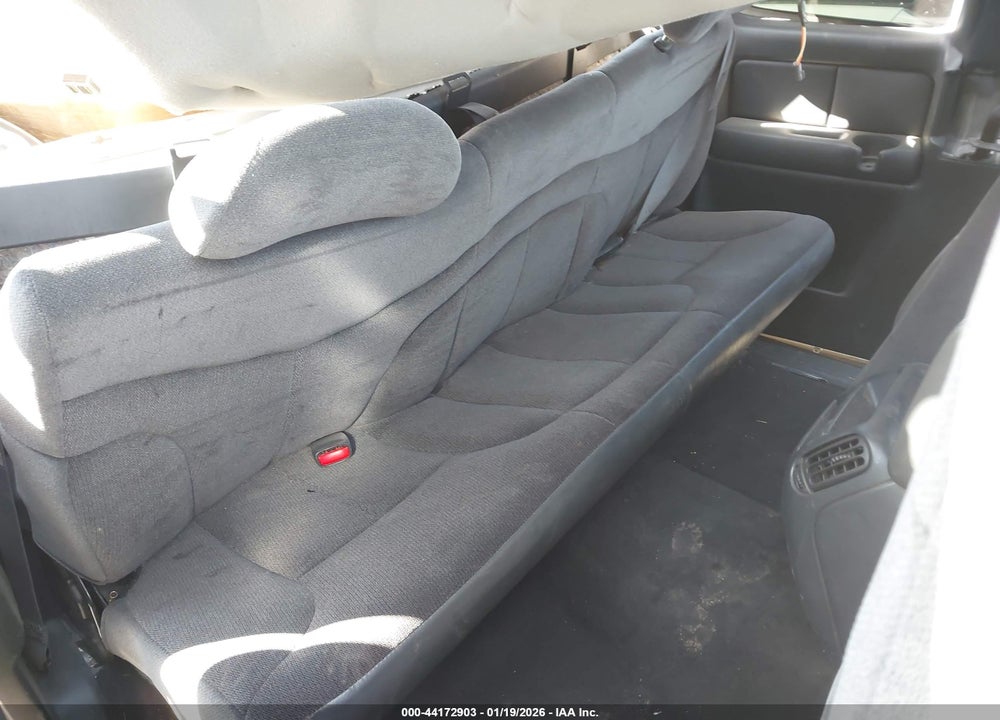 2002 GMC SIERRA 1500 SLE VIN: 2GTEK19TX21427311