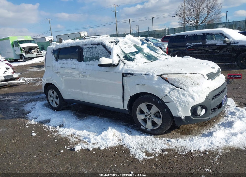 2018 KIA SOUL VIN: KNDJN2A29J7506808