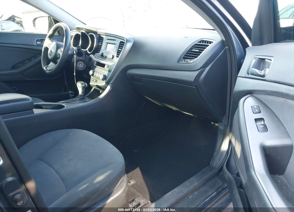 2015 KIA OPTIMA LX VIN: KNAGM4A76F5567571