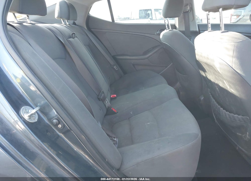2015 KIA OPTIMA LX VIN: KNAGM4A76F5567571