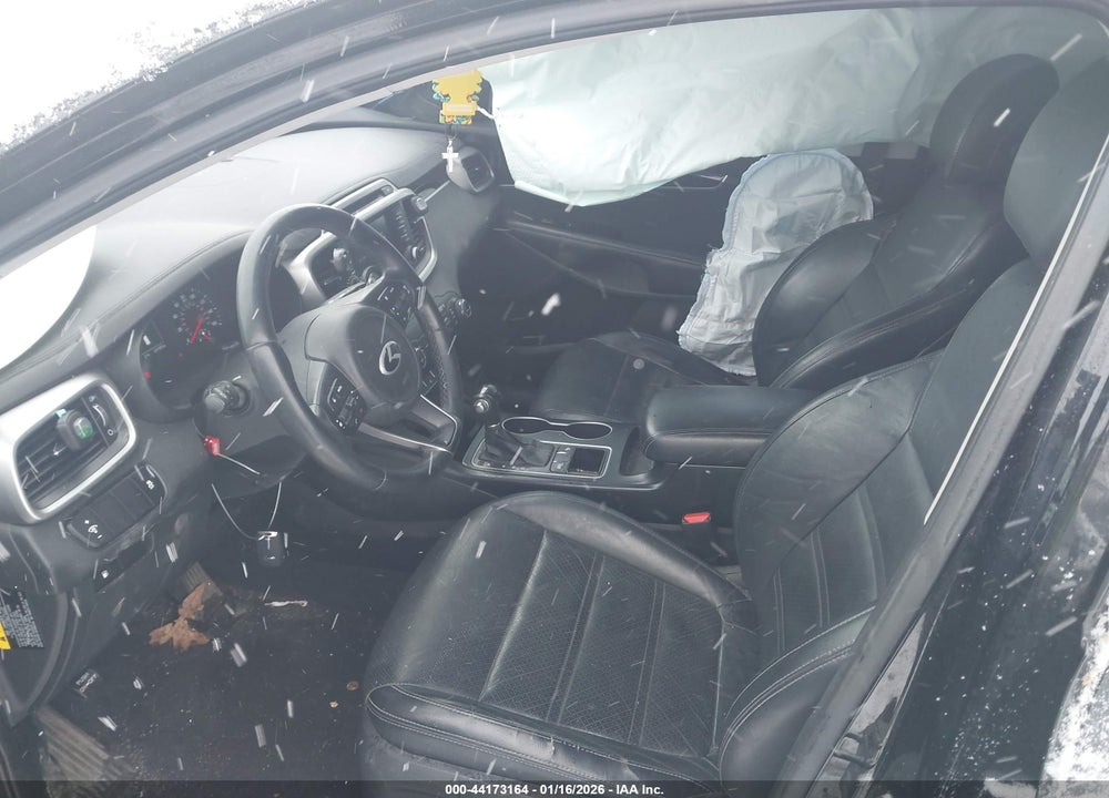 2017 KIA SORENTO 2.4L LX VIN: 5XYPG4A3XHG267663