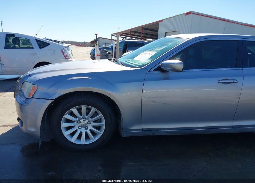 2014 CHRYSLER 300 VIN: 2C3CCAAG9EH119033