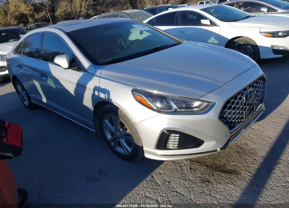 2019 HYUNDAI SONATA VIN: 5NPE34AF2KH780368