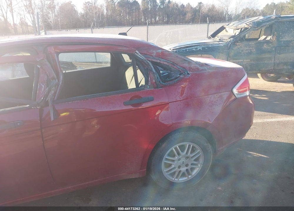 2011 FORD FOCUS SE VIN: 1FAHP3FN2BW193518