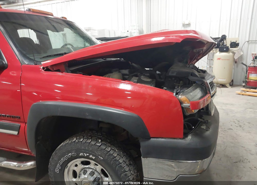 2005 CHEVROLET SILVERADO 2500HD LS VIN: 1GCHK29U15E230154