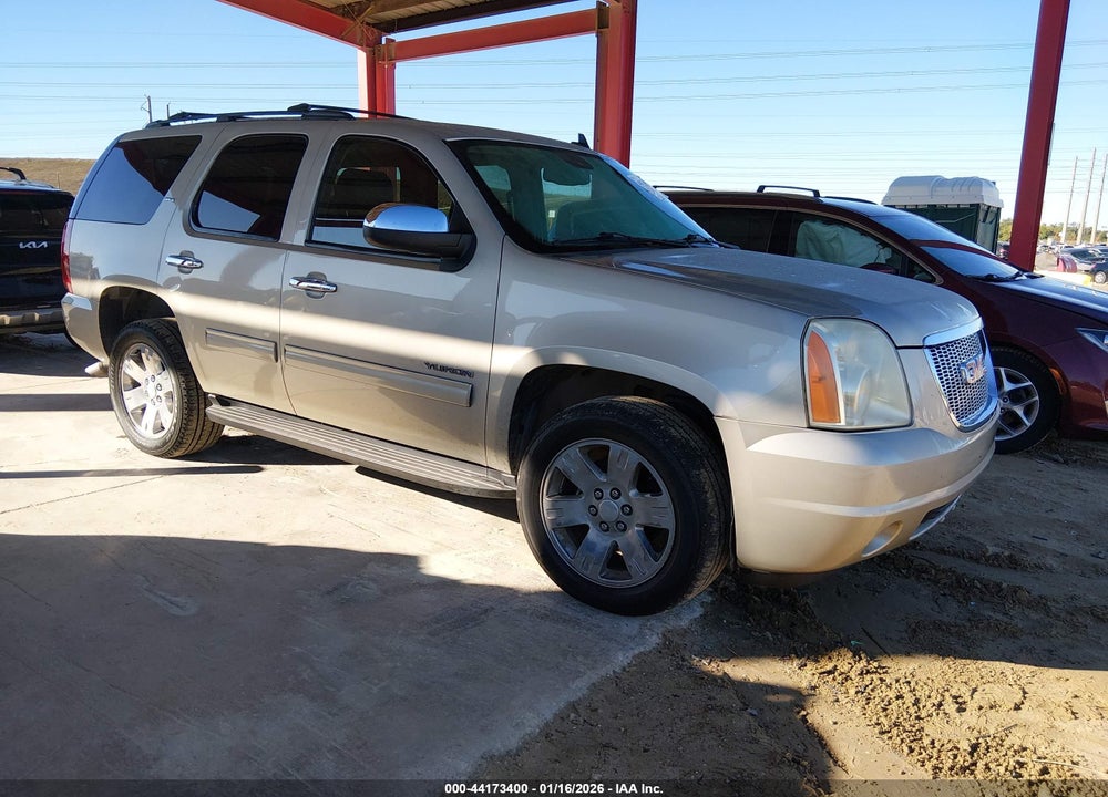 2014 GMC YUKON SLT VIN: 1GKS2CE05ER221890