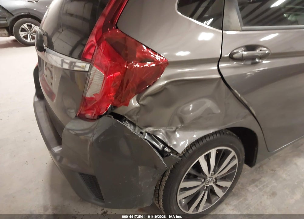 2017 HONDA FIT EX VIN: JHMGK5H71HS019338