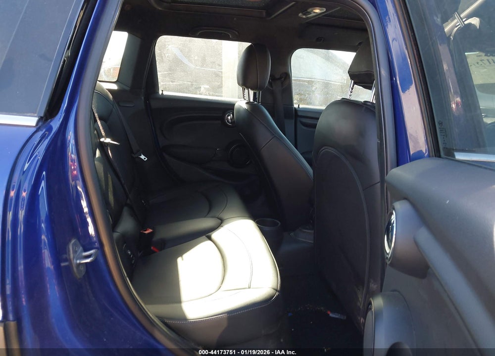 2019 MINI HARDTOP OXFORD EDITION VIN: WMWXU1C51K2H73647