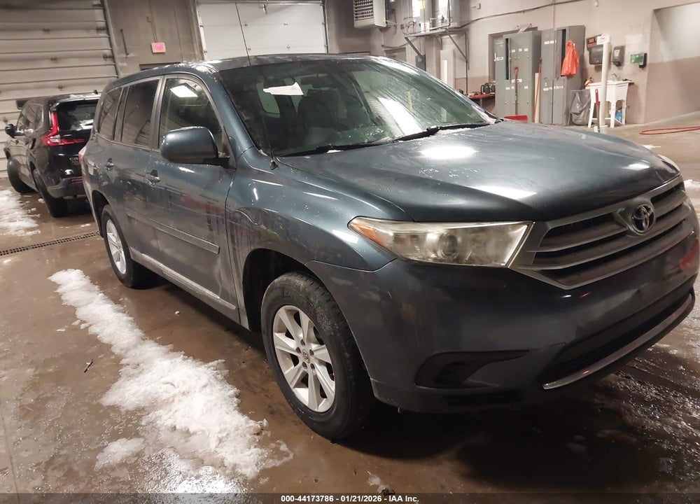 2012 TOYOTA HIGHLANDER BASE V6 VIN: 5TDBK3EH1CS151501