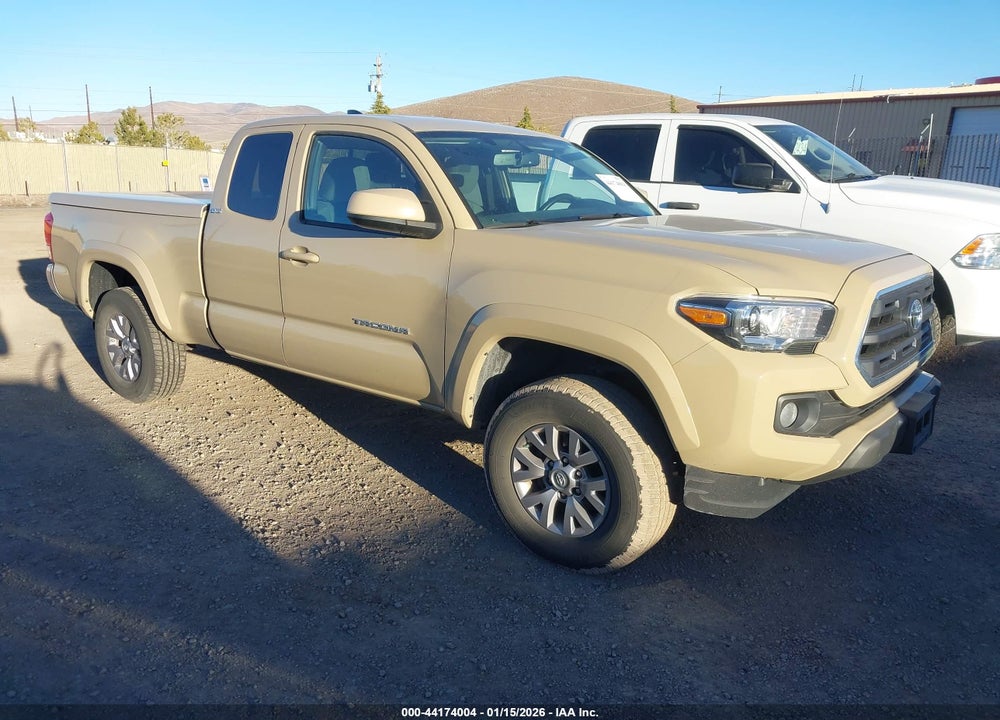 2017 TOYOTA TACOMA SR5 V6 VIN: 5TFSZ5AN8HX094458