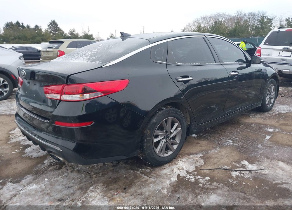 2020 KIA OPTIMA LX VIN: 5XXGT4L34LG425775