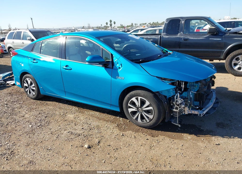 2017 TOYOTA PRIUS PRIME PREMIUM VIN: JTDKARFPXH3041762