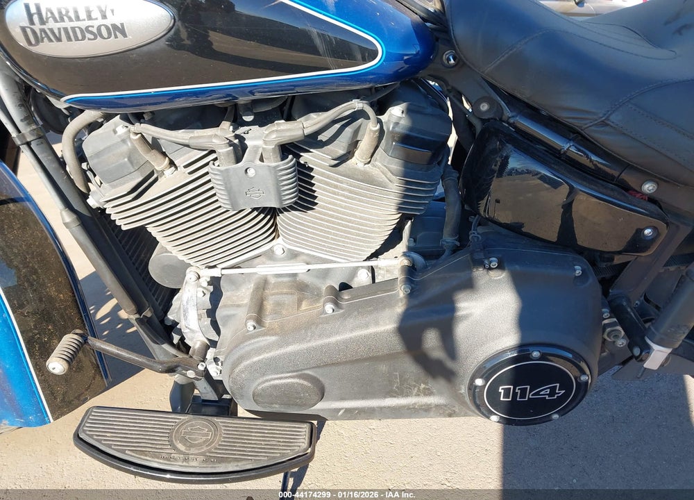 2022 HARLEY-DAVIDSON FLHCS VIN: 1HD1YBK11NB016572