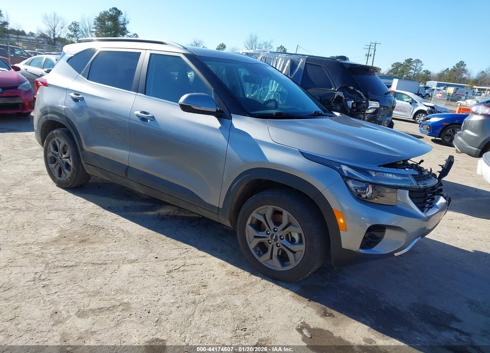 2024 KIA SELTOS S VIN: KNDEUCAA8R7607027