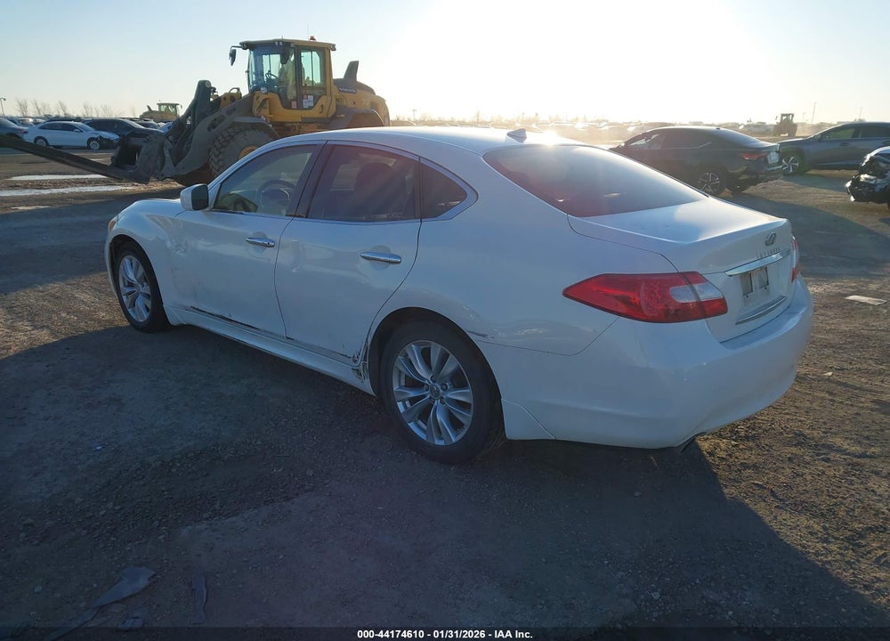 2011 INFINITI M37 VIN: JN1BY1AP5BM323526