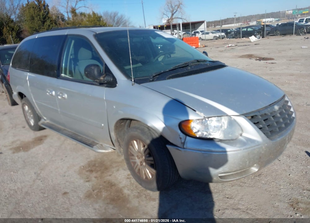 2007 CHRYSLER TOWN & COUNTRY LX VIN: 2A4GP44R77R275708