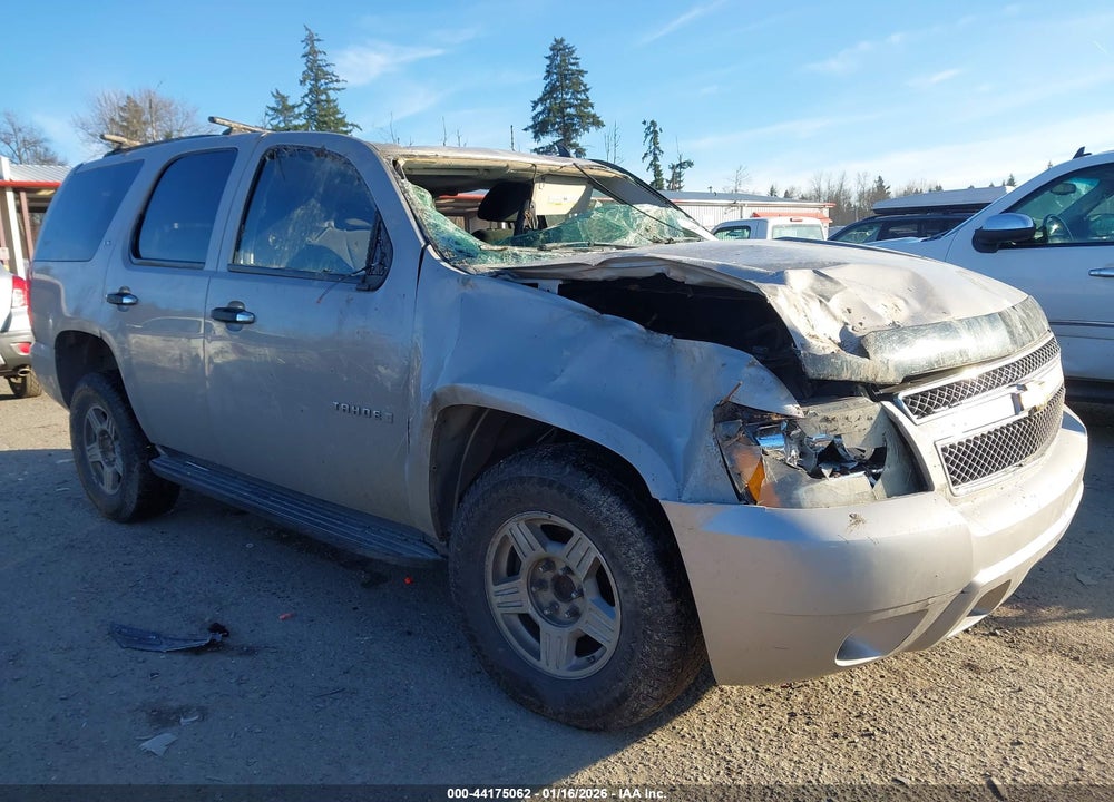 2007 CHEVROLET TAHOE LS VIN: 1GNEC13J47J139938
