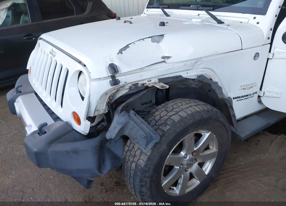 2013 JEEP WRANGLER UNLIMITED SAHARA VIN: 1C4BJWEG1DL612968