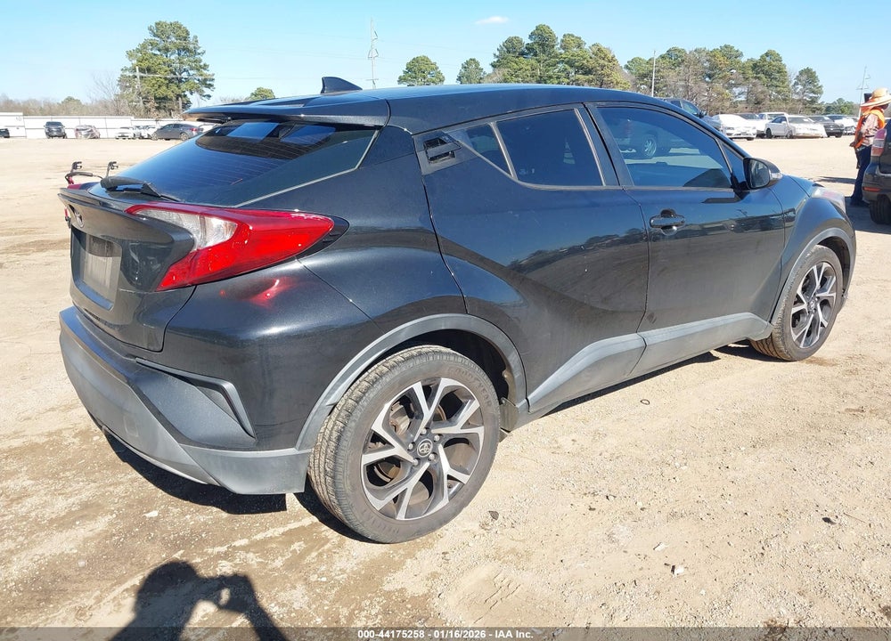 2018 TOYOTA C-HR XLE VIN: NMTKHMBX8JR027558
