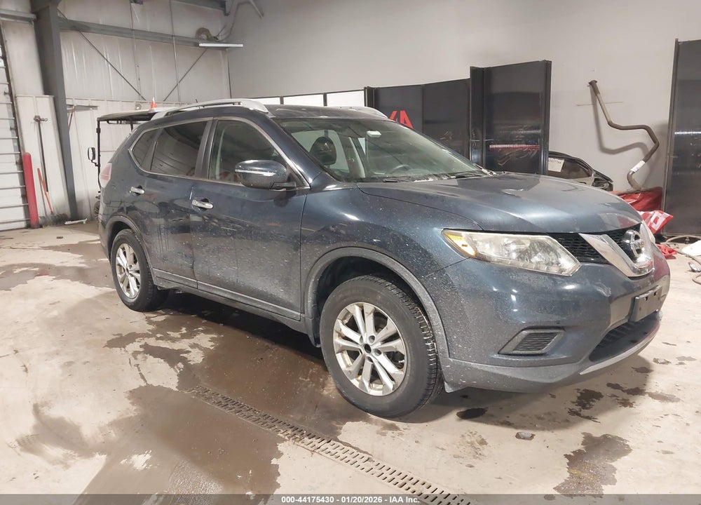 2015 NISSAN ROGUE SV VIN: 5N1AT2MV5FC920173