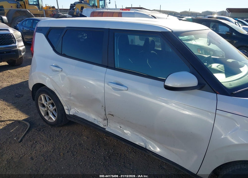 2021 KIA SOUL S VIN: KNDJ23AU5M7747883