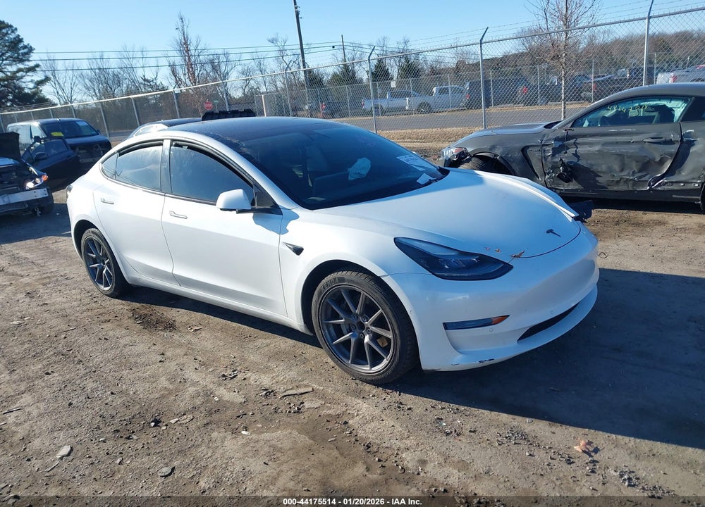 2021 TESLA MODEL 3 STANDARD RANGE PLUS REAR-WHEEL DRIVE VIN: 5YJ3E1EA0MF088268