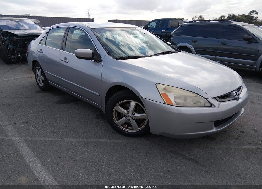 2003 HONDA ACCORD 2.4 EX VIN: JHMCM56683C057199