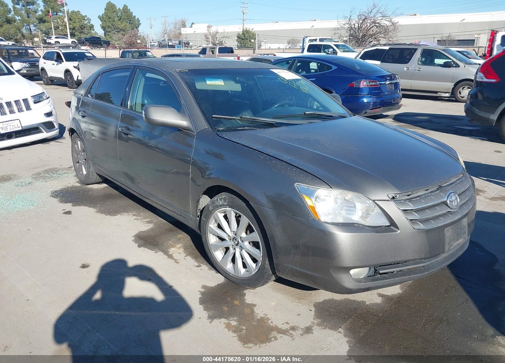 2005 TOYOTA AVALON TOURING VIN: 4T1BK36B65U007060