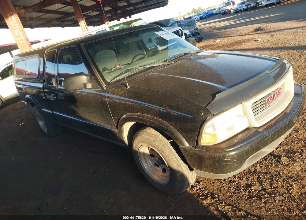 2001 GMC SONOMA SL VIN: 1GTCS19W718190841
