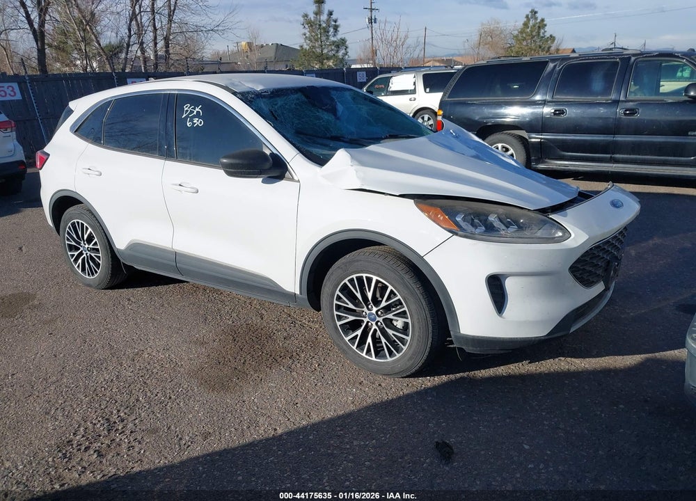 2022 FORD ESCAPE SE PLUG-IN HYBRID VIN: 1FMCU0EZ3NUA64179