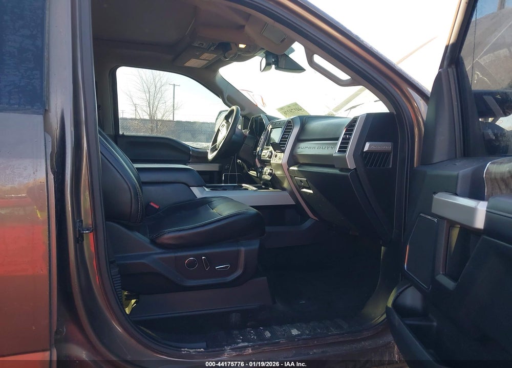 2017 FORD F-250 LARIAT VIN: 1FT7W2BT8HEB18523
