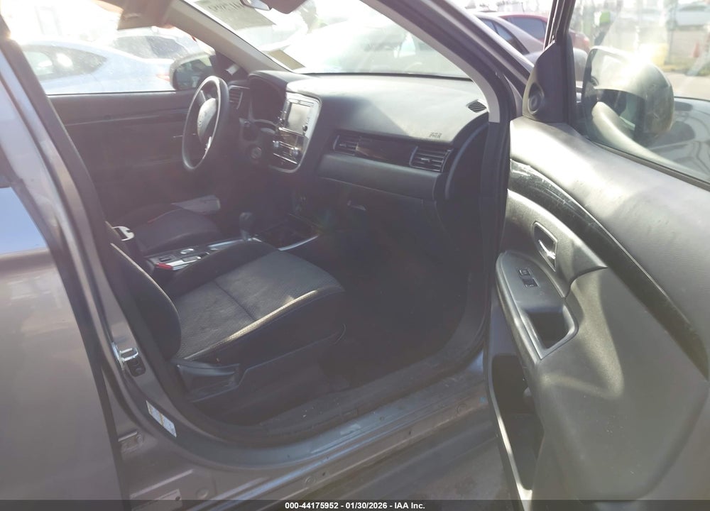 2020 MITSUBISHI OUTLANDER ES 2.4 S-AWC/LE 2.4 S-AWC/SE 2.4 S-AWC/SEL 2.4 S-AWC/SP 2.4 S-AWC VIN: JA4AZ3A36LZ026293