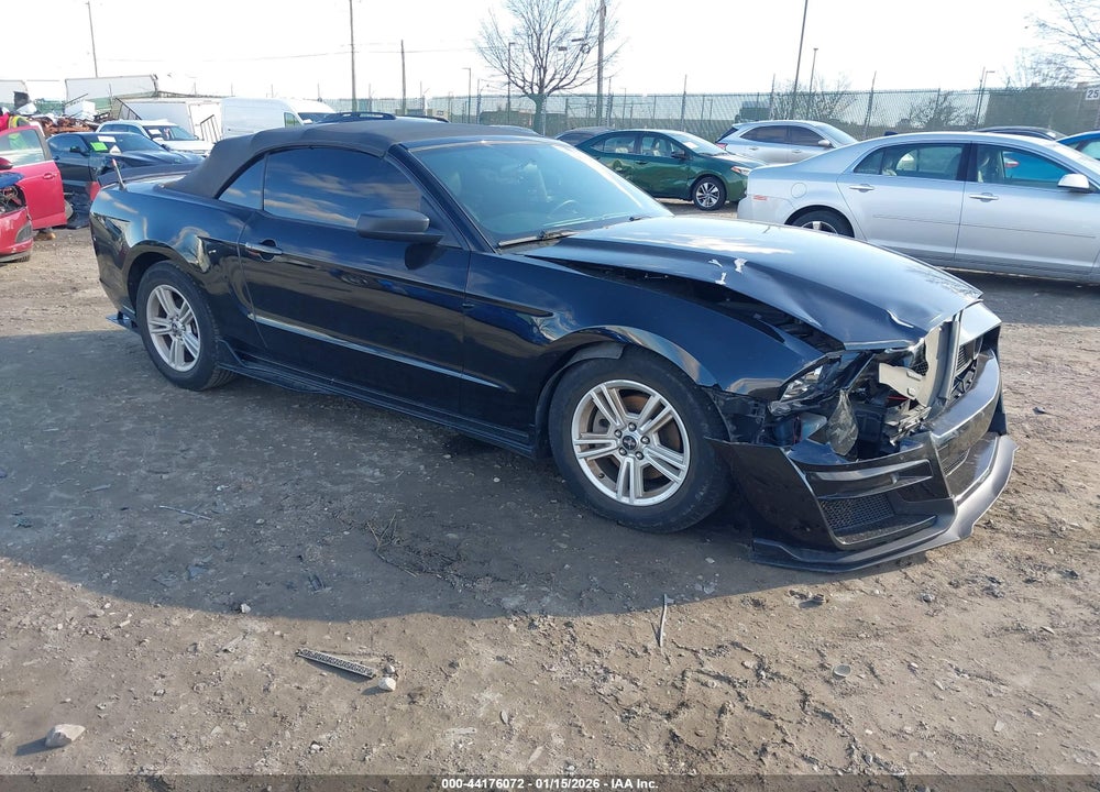 2014 FORD MUSTANG V6 VIN: 1ZVBP8EM7E5263477