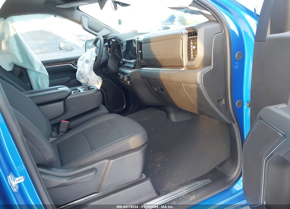 2025 CHEVROLET SILVERADO 1500 4WD  SHORT BED LT WITH 2FL VIN: 1GCPKKEK0SZ313935