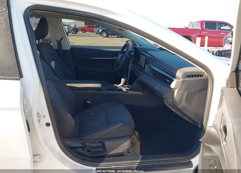 2025 TOYOTA CAMRY LE VIN: 4T1DAACK3SU188036