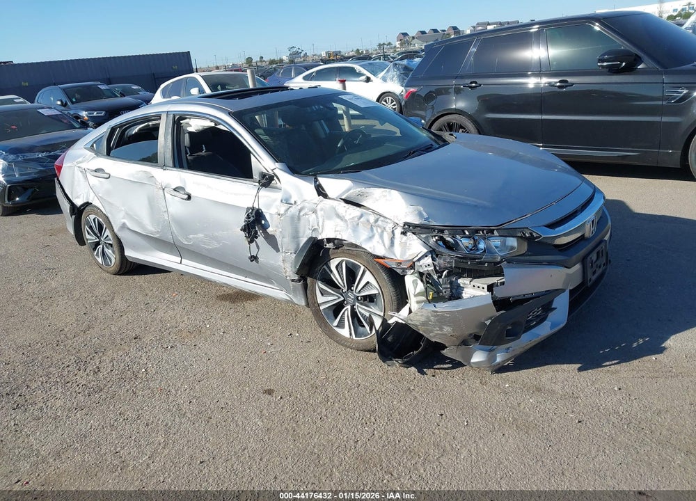 2018 HONDA CIVIC EX-L VIN: JHMFC1F74JX025258