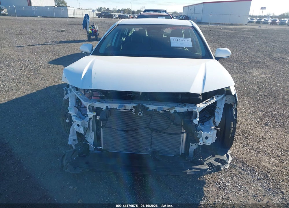 2026 TOYOTA CAMRY LE VIN: 4T1DAACK6TU221211