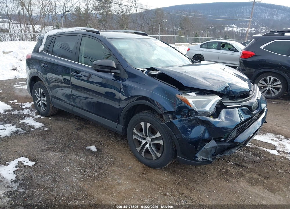 2017 TOYOTA RAV4 LE VIN: JTMBFREV8HJ114186
