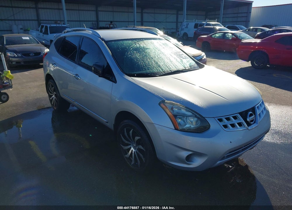 2014 NISSAN ROGUE SELECT S VIN: JN8AS5MT5EW618634