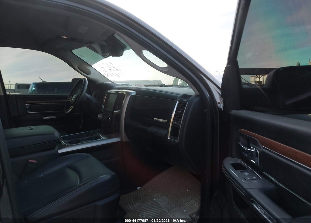 2017 RAM 1500 LAIE  4X2 5'7 BOX VIN: 1C6RR6NT1HS623038