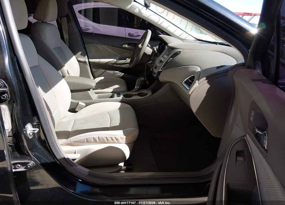 2017 CHEVROLET CRUZE LS AUTO VIN: 1G1BC5SM7H7180635
