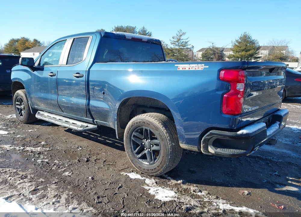 2019 CHEVROLET SILVERADO 1500 CUSTOM TRAIL BOSS VIN: 1GCRYCEFXKZ261813
